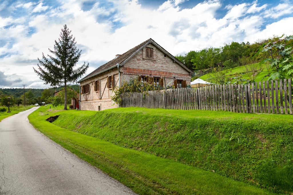 Gasthaus Country House "Stricev Grunt" Stara Kapela Exterior foto